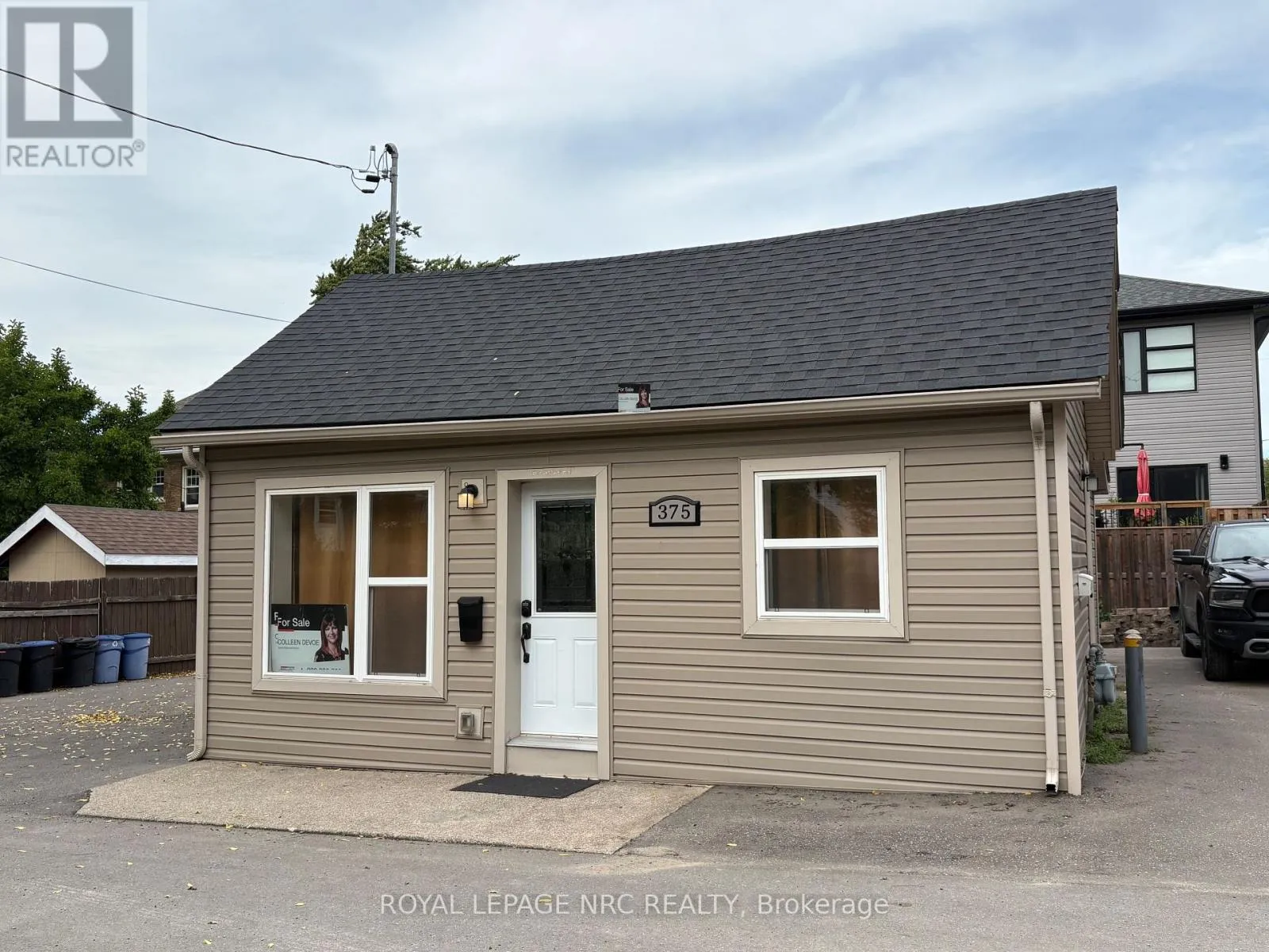 House for rent: 375 Almond Lane, St. Catharines, Ontario L2T 1B9