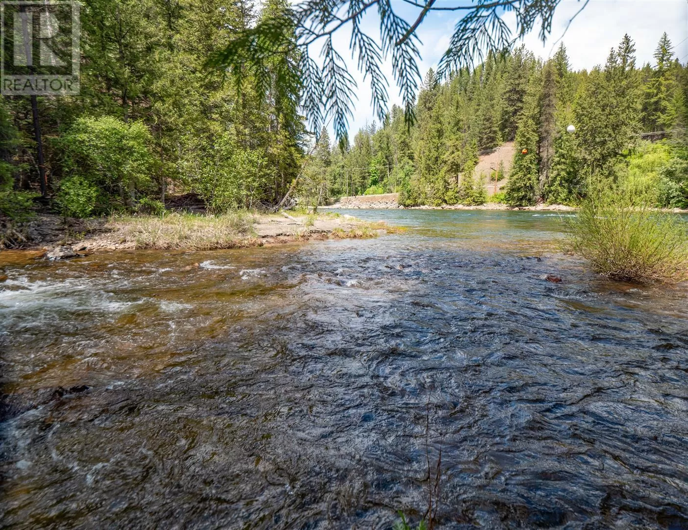 House for rent: 3751 Westwind Road, Krestova, British Columbia V0G 1H2