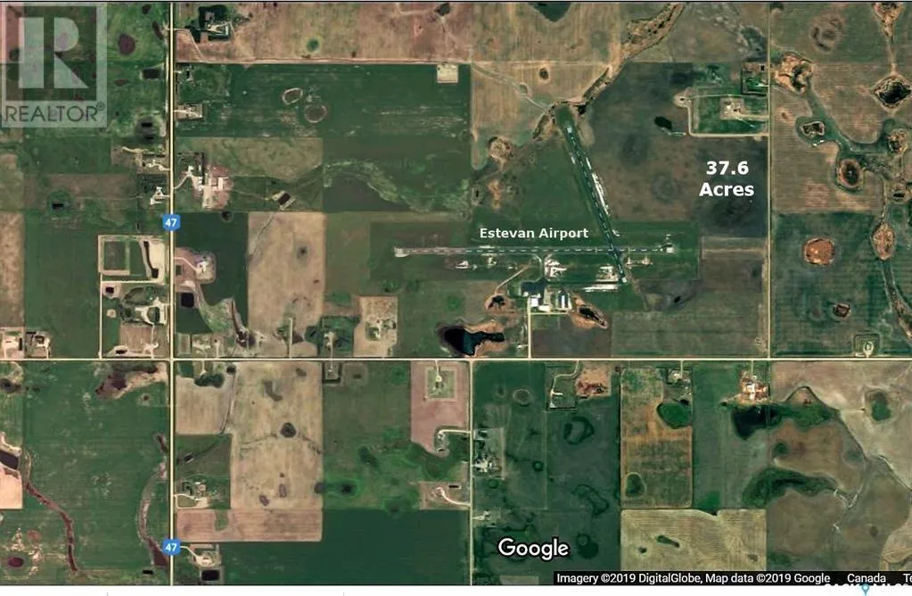Unknown for rent: 37.6 Acres Airport Parcel, Estevan Rm No. 5, Saskatchewan S4A 0W8