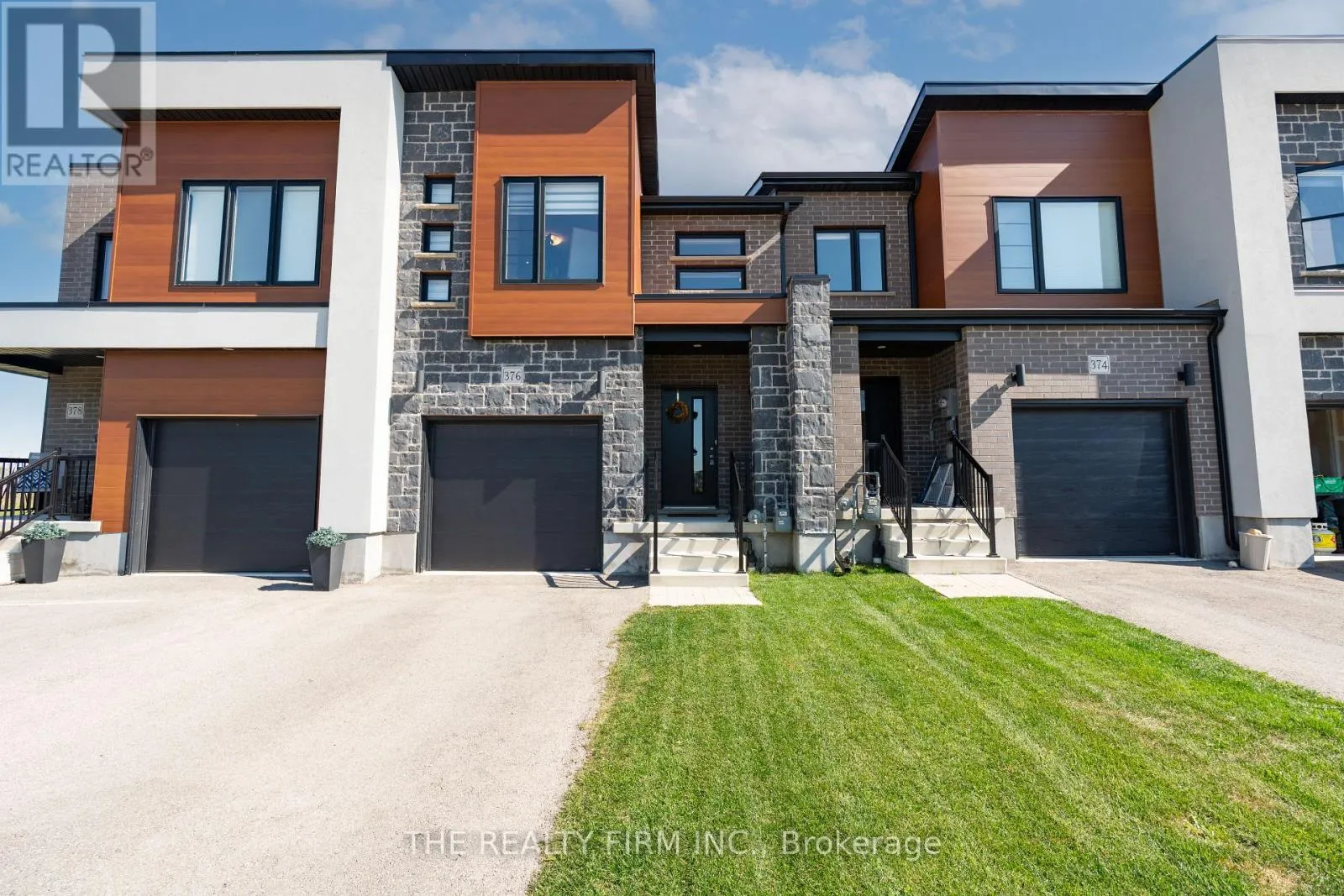 Row / Townhouse for rent: 376 Bradshaw Drive, Stratford, Ontario N5A 0K2