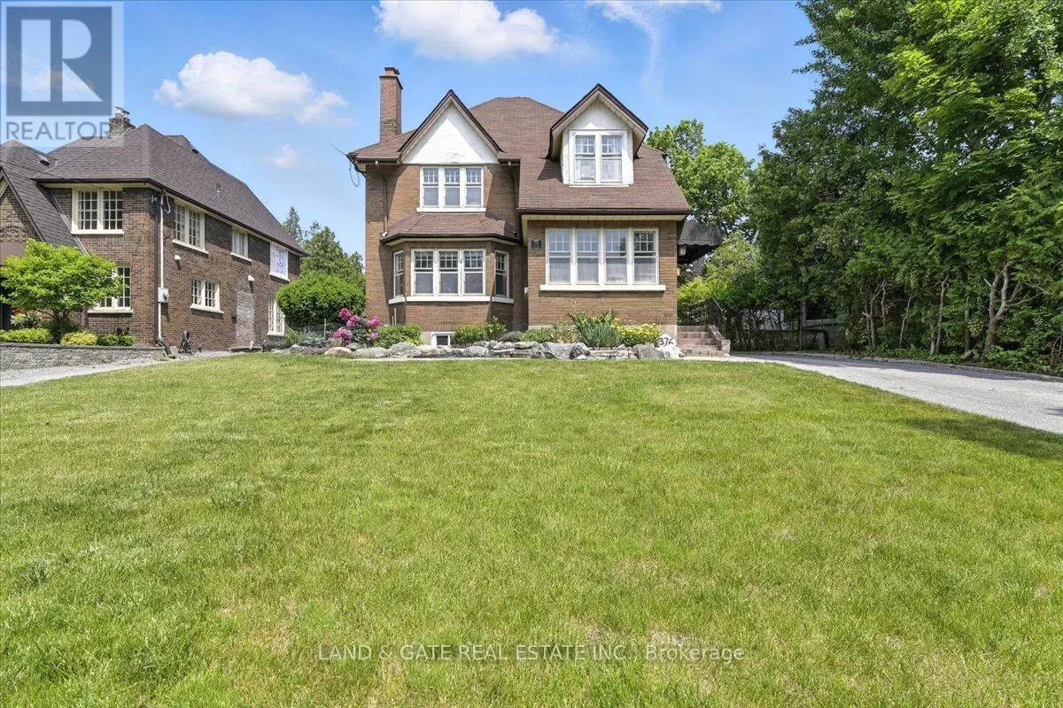 House for rent: 376 King Street E, Oshawa, Ontario L1H 1E2