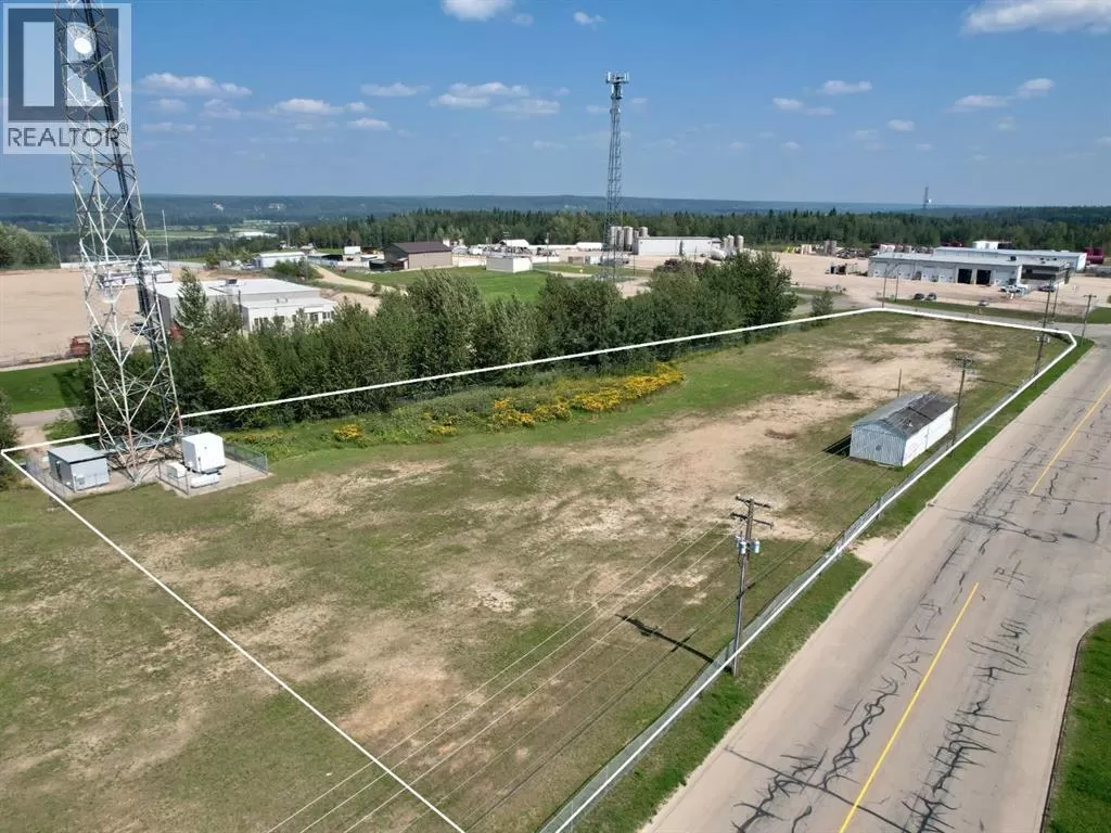 3766 41 Ave, Whitecourt, Alberta T7S 1N9