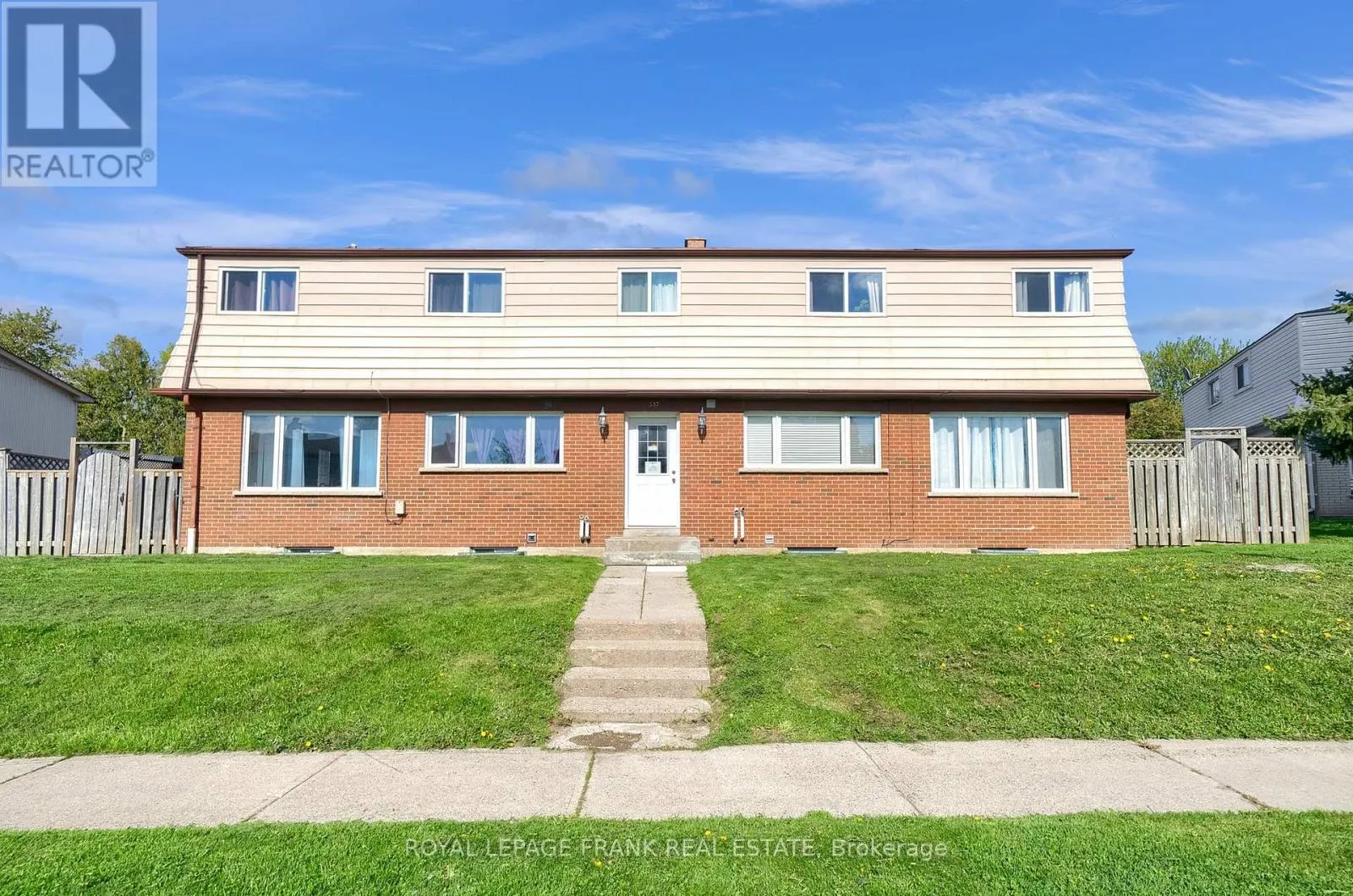 Fourplex for rent: 377 Linden Street, Oshawa, Ontario L1H 6R6