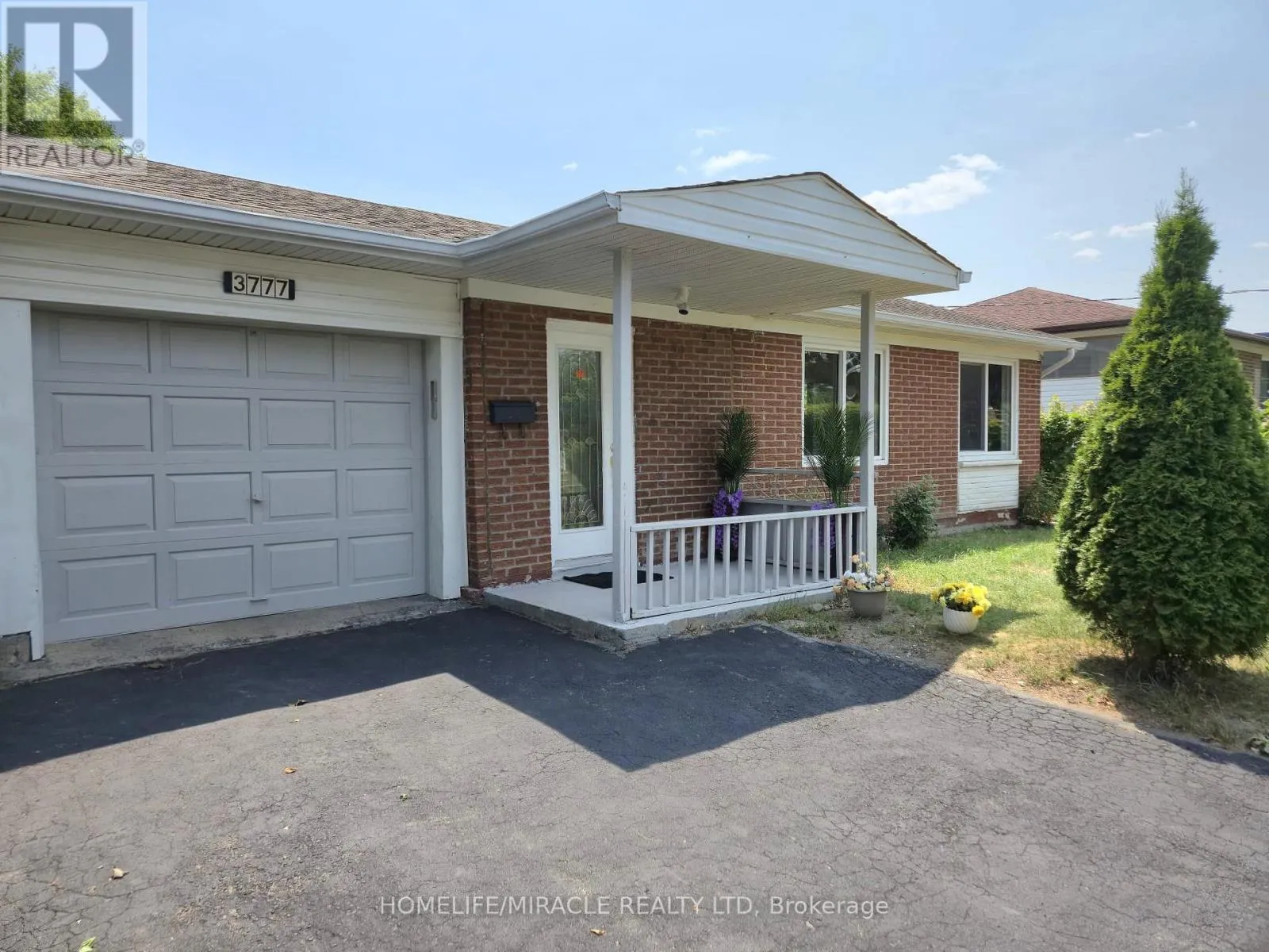 House for rent: 3777 Woodruff Crescent, Mississauga, Ontario L4T 1T8