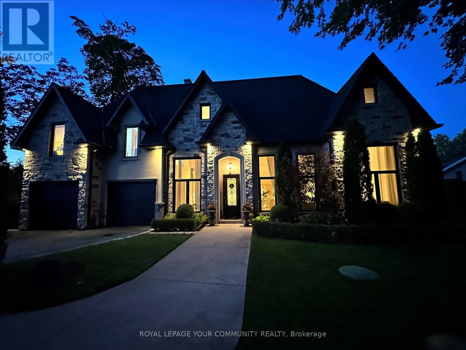 House for rent: 378 Old Bloomington Road, Aurora, Ontario L4G 0M2