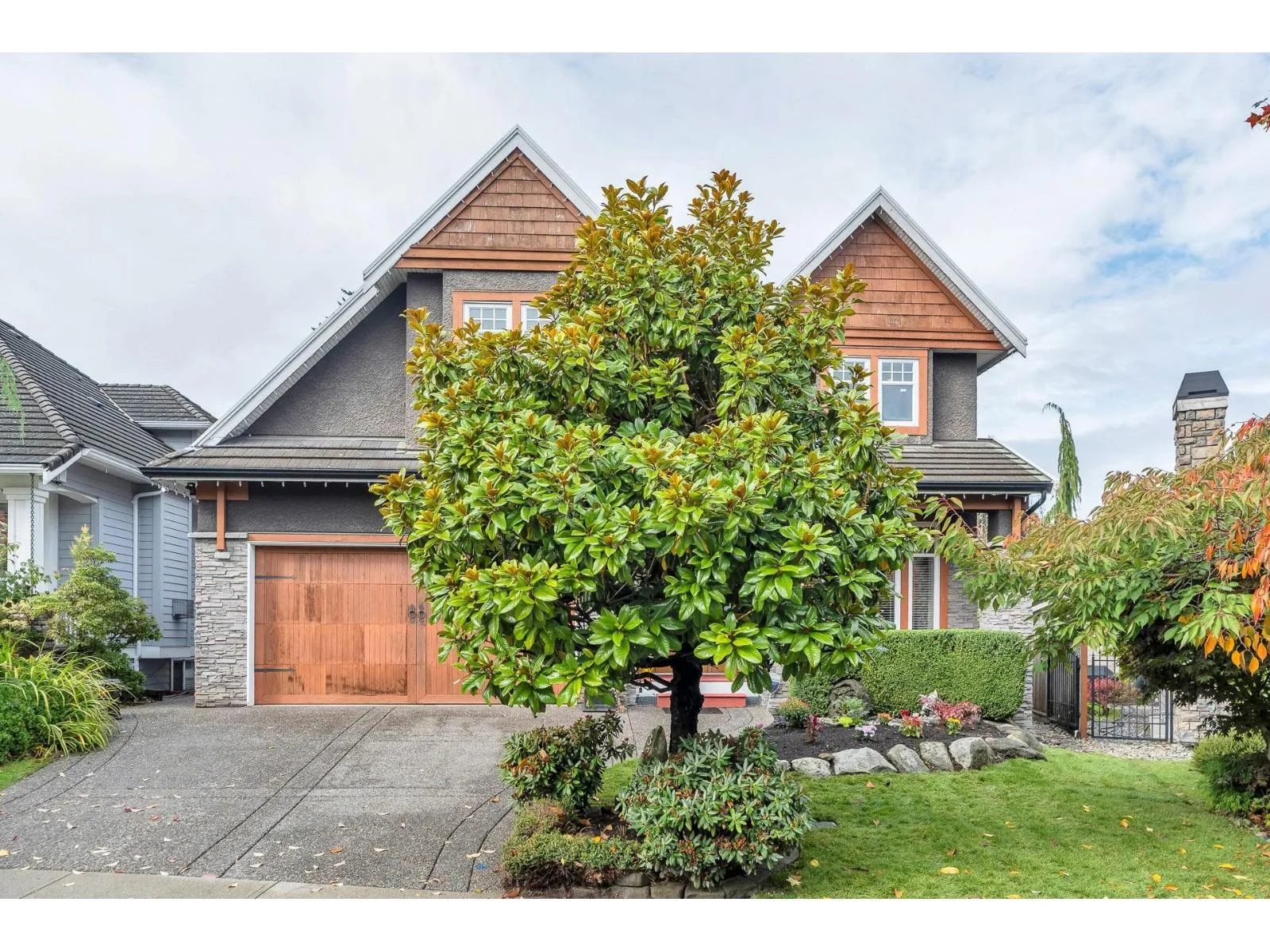 House for rent: 3791 154a Street, Surrey, British Columbia V3Z 0V4