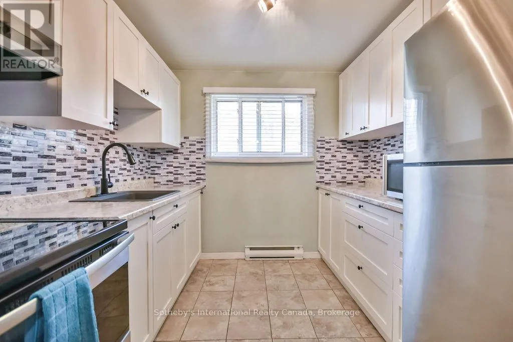 Row / Townhouse for rent: 38 - 112 Loggers Run, Barrie, Ontario L4N 6X1