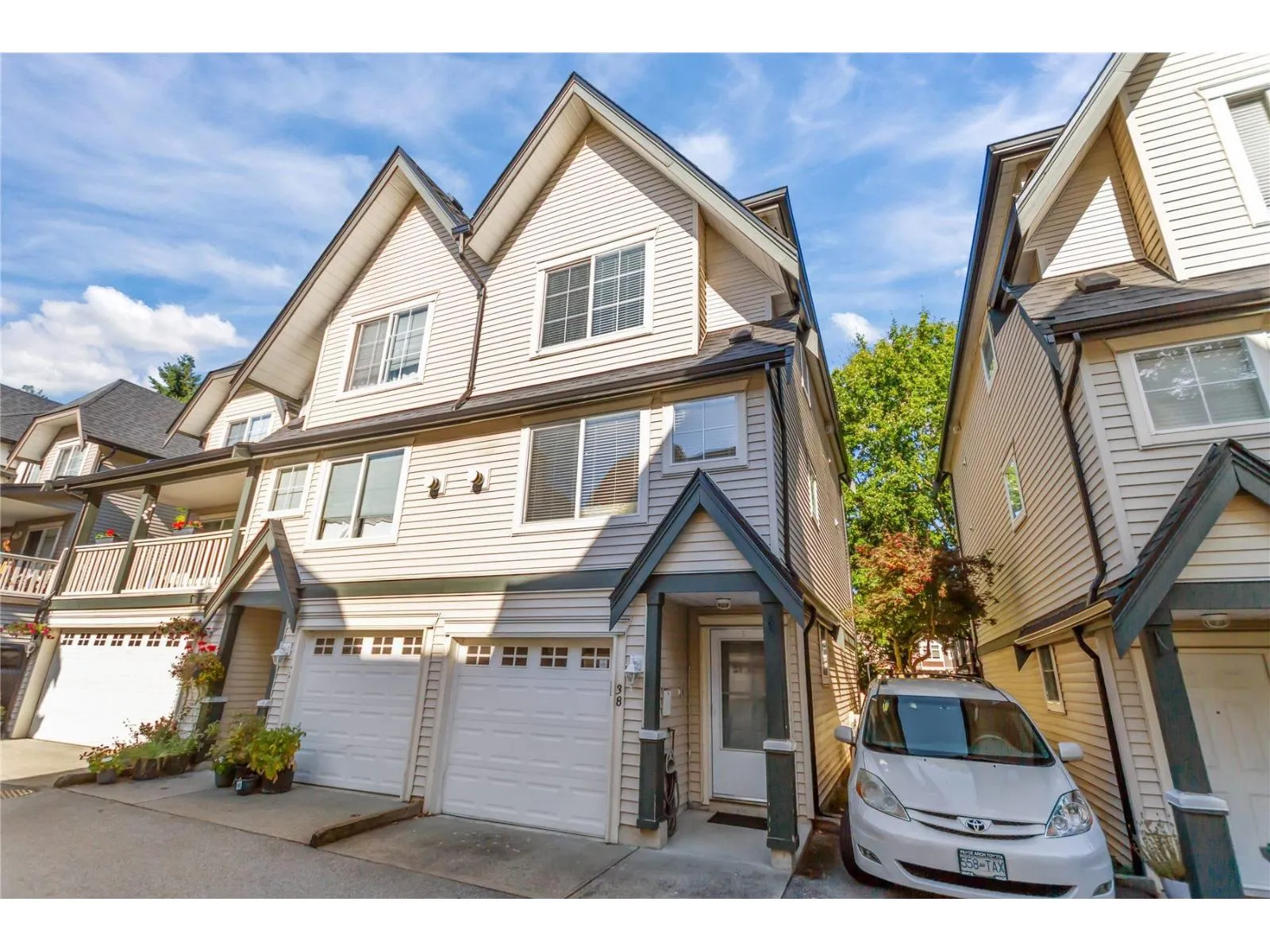 Row / Townhouse for rent: 38 15355 26 Avenue, Surrey, British Columbia V4P 1C4