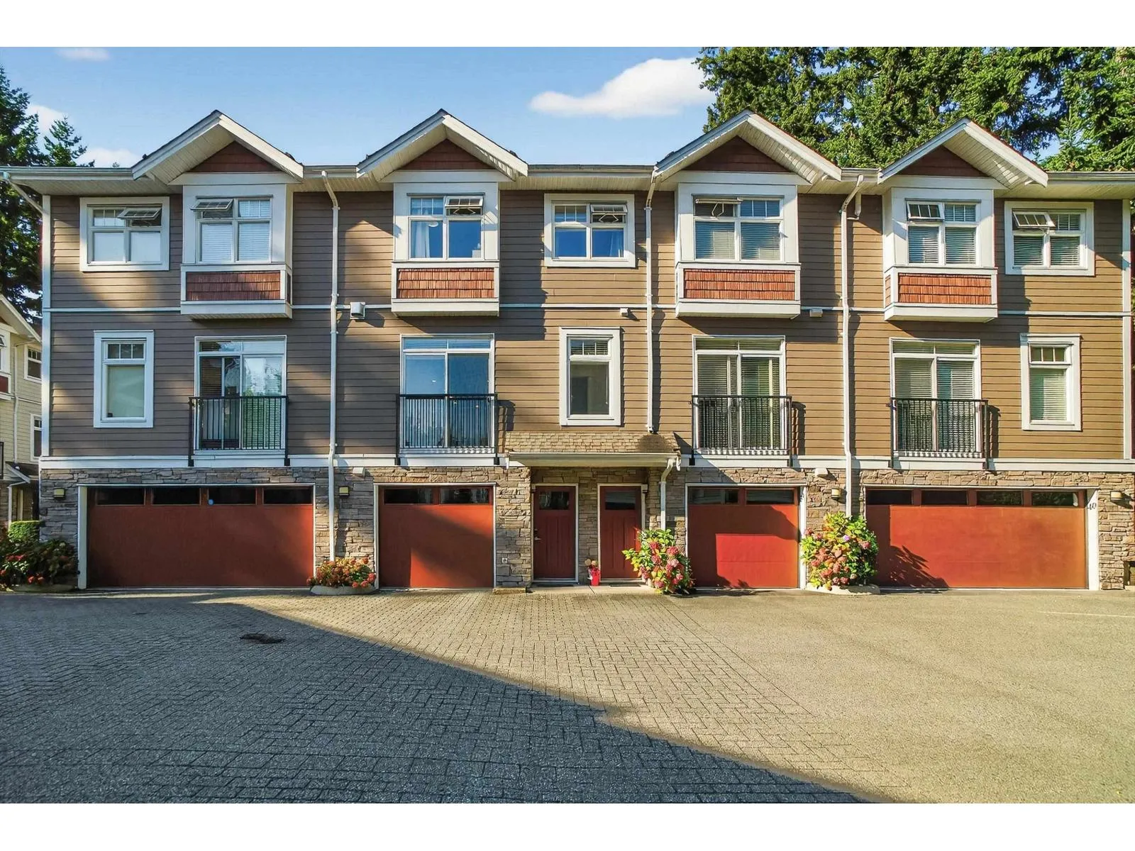 Row / Townhouse for rent: 38 2689 Parkway Drive, Surrey, British Columbia V4P 0C3