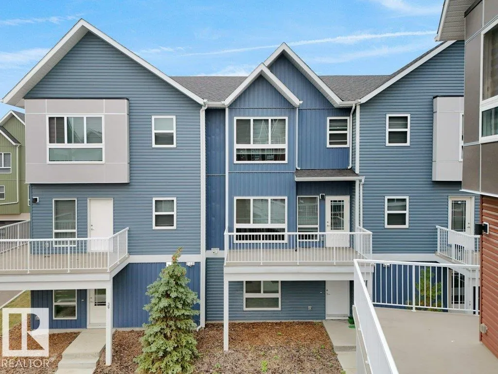 Row / Townhouse for rent: #38 979 Crystallina Nera Wy Nw, Edmonton, Alberta T5Z 0S3