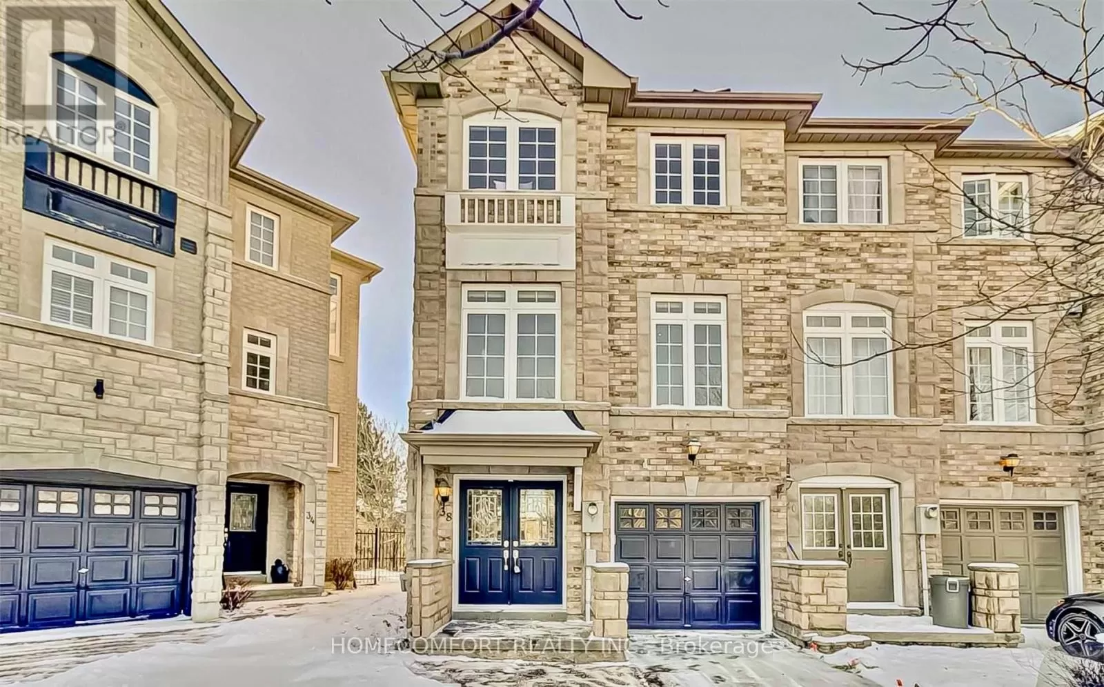 Row / Townhouse for rent: 38 Burgon Place, Aurora, Ontario L4G 7Y2
