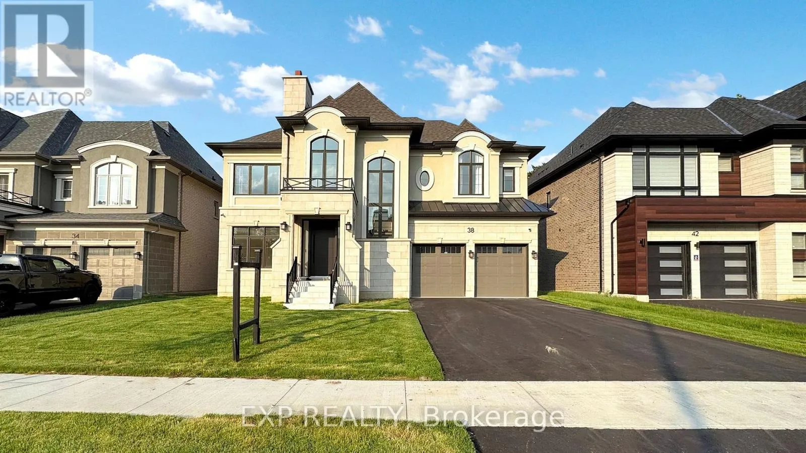 House for rent: 38 Deanna Court, Vaughan, Ontario L4H 4X5