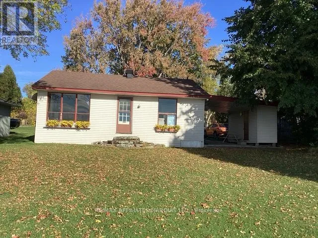 House for rent: 38 Hamilton Island Road, South Glengarry, Ontario K0C 2E0