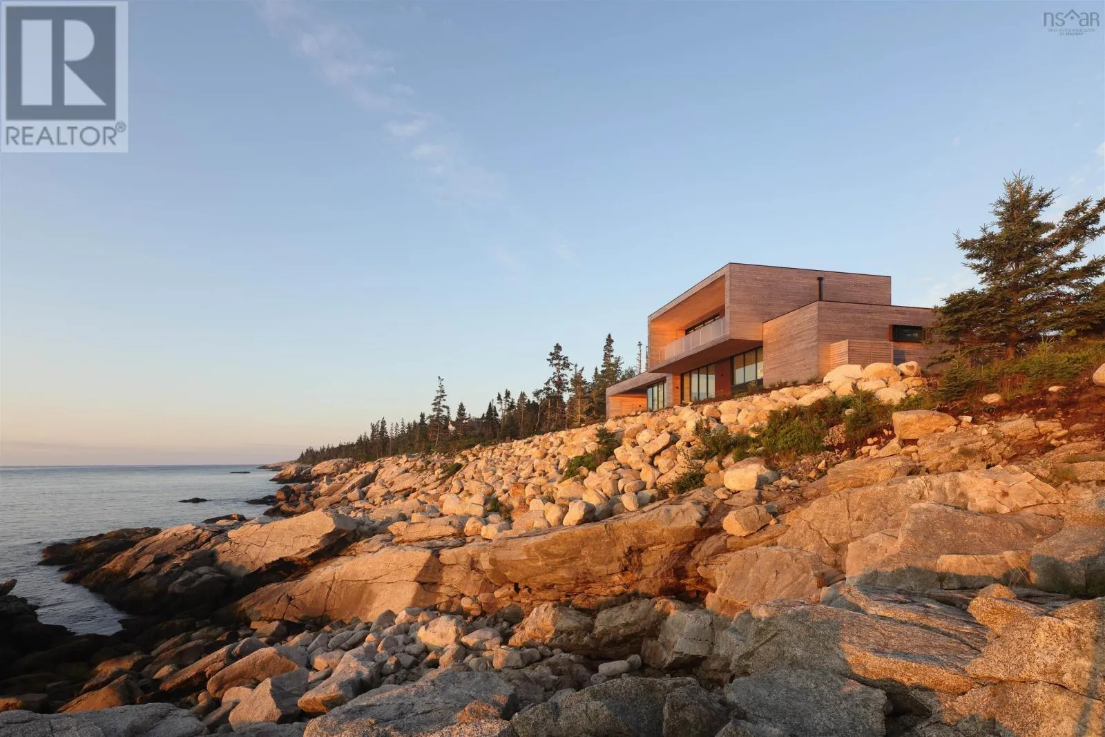 House for rent: 38 Island Watch Run, Northwest Cove, Nova Scotia B0J 1T0