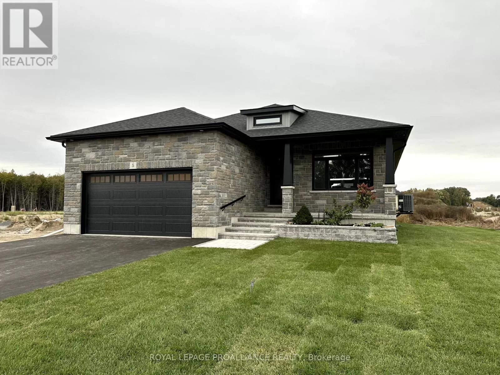 House for rent: 38 Mackenzie John Crescent, Brighton, Ontario K0K 1H0