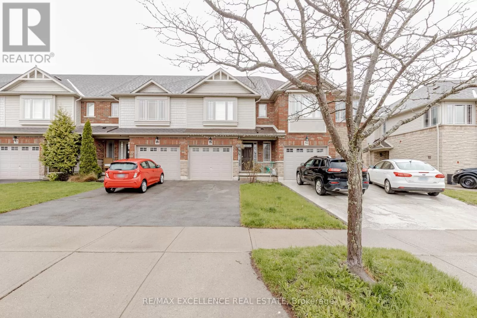 Row / Townhouse for rent: 38 Magnificent Way, Hamilton, Ontario L0R 1C0