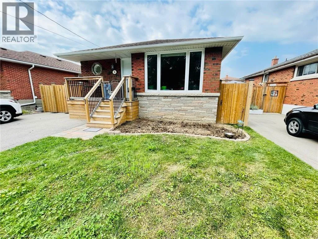 House for rent: 38 Warren Avenue Unit# 1, Hamilton, Ontario L9A 3C6