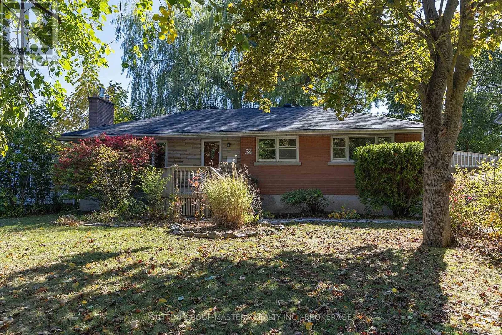 House for rent: 38 Watts Crescent, Kingston, Ontario K7M 2P3