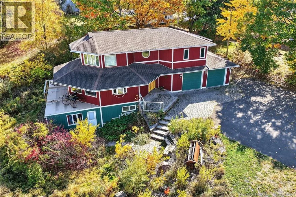 House for rent: 380 Salisbury Road, Moncton, New Brunswick E1E 1A7