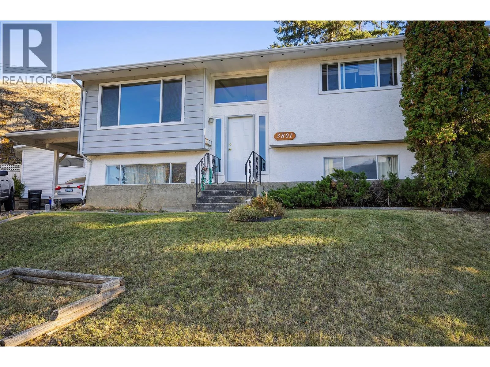 House for rent: 3801 35a Street, Vernon, British Columbia V1T 6C6