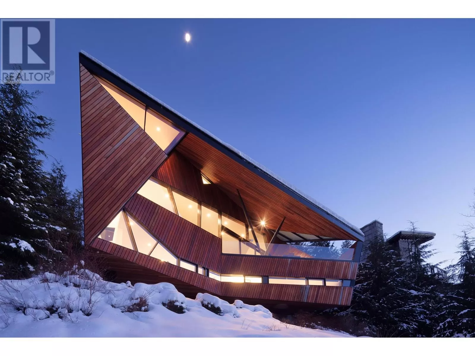 House for rent: 3801 Sunridge Place, Whistler, British Columbia V8E 0W1