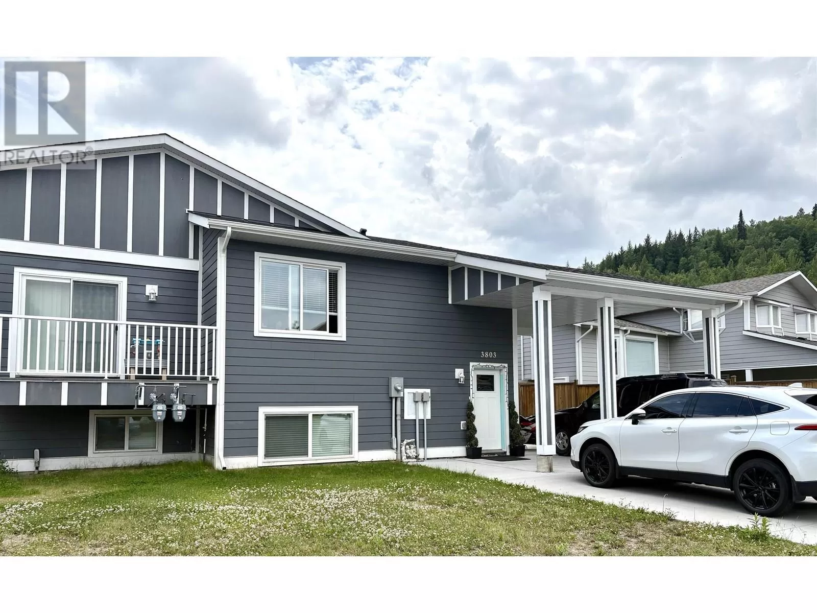 Duplex for rent: 3803 Pinewood Avenue, Prince George, British Columbia V2N 4W4