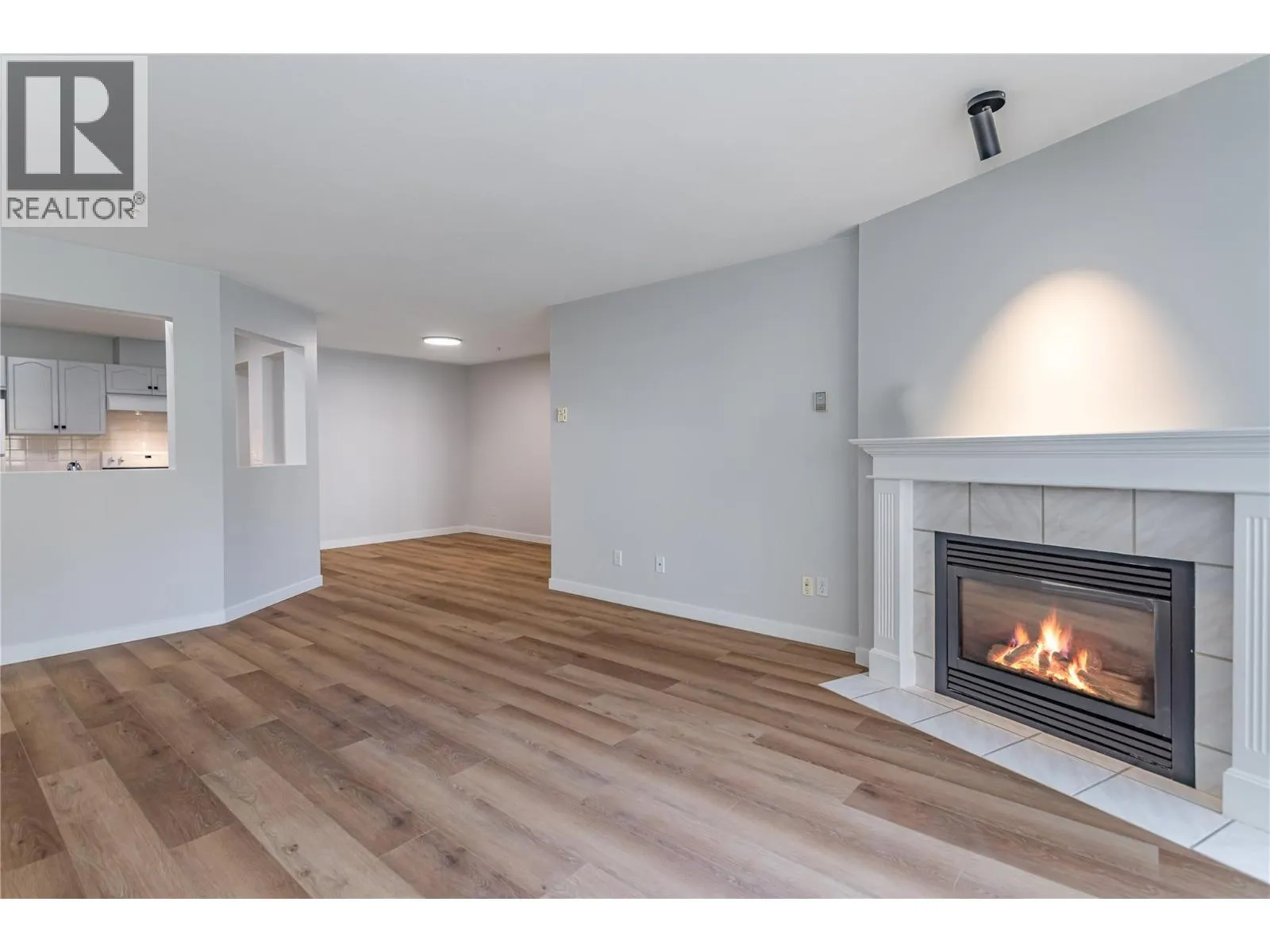 Apartment for rent: 3806 35 Avenue Unit# 309, Vernon, British Columbia V1T 9N6