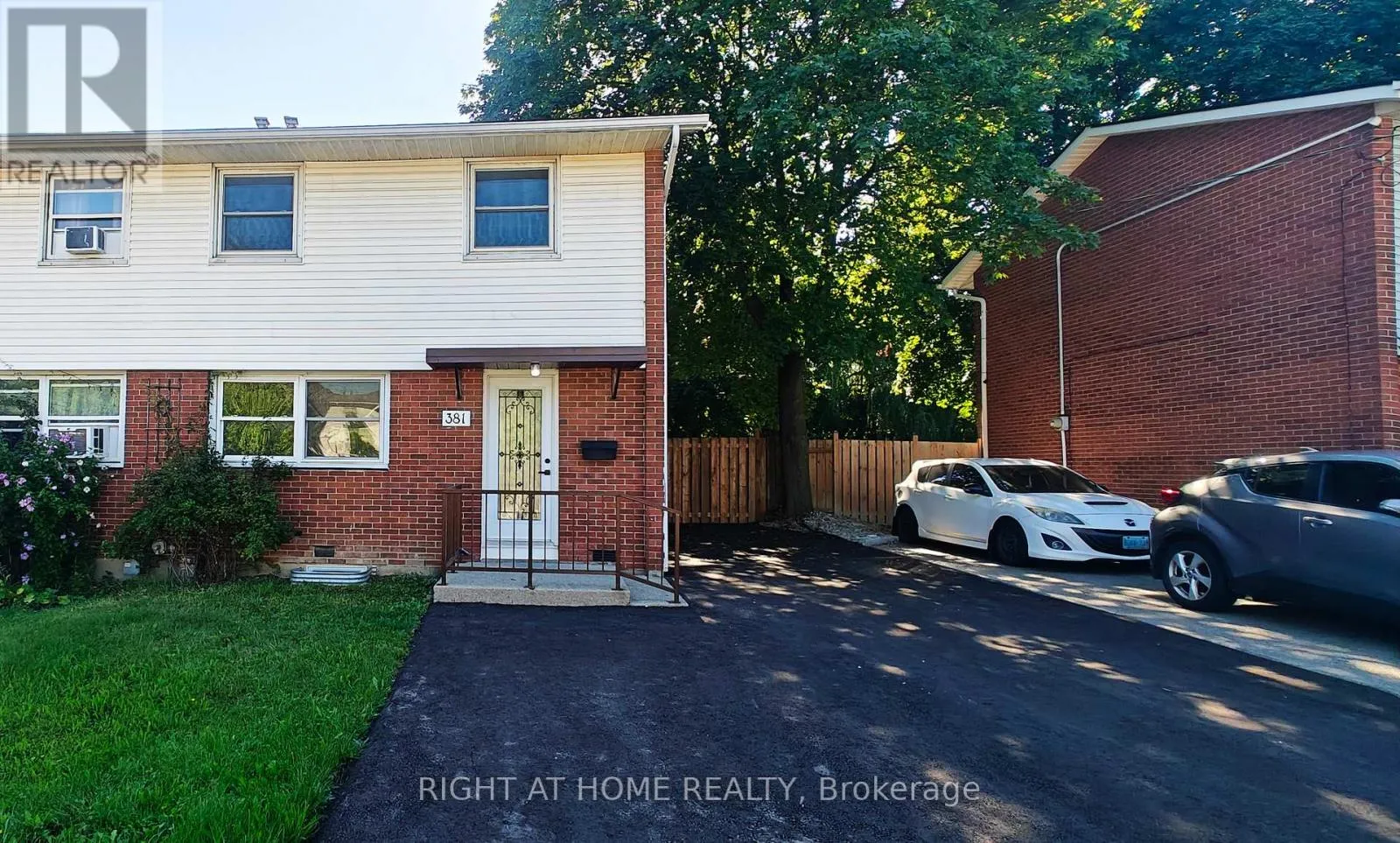 House for rent: 381 East 23rd Street, Hamilton, Ontario L8V 2X5