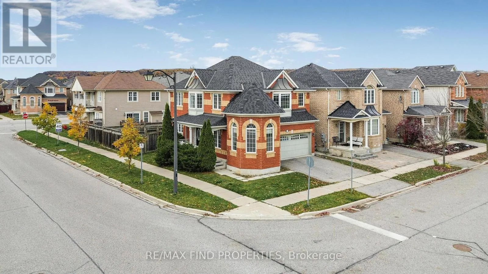 House for rent: 381 Ware Crescent, Milton, Ontario L9T 0N2