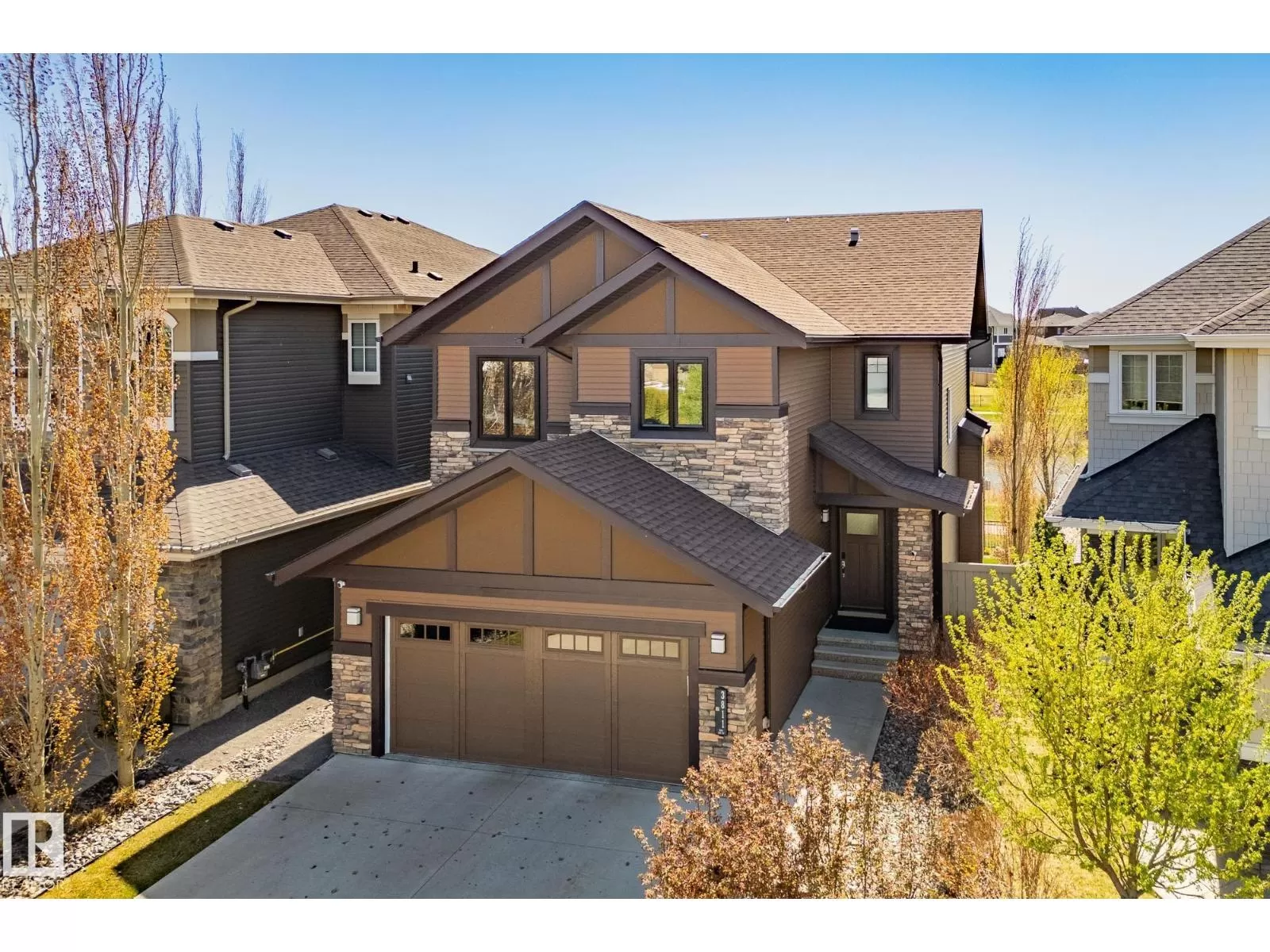 House for rent: 3811 Kidd Ba Sw, Edmonton, Alberta T6W 2R3