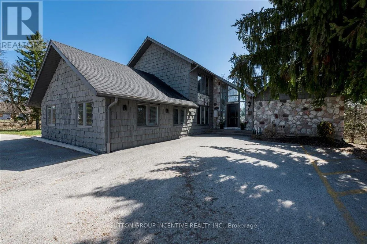 Offices for rent: 381-387 Mapleview Drive W, Barrie, Ontario L4N 9G4