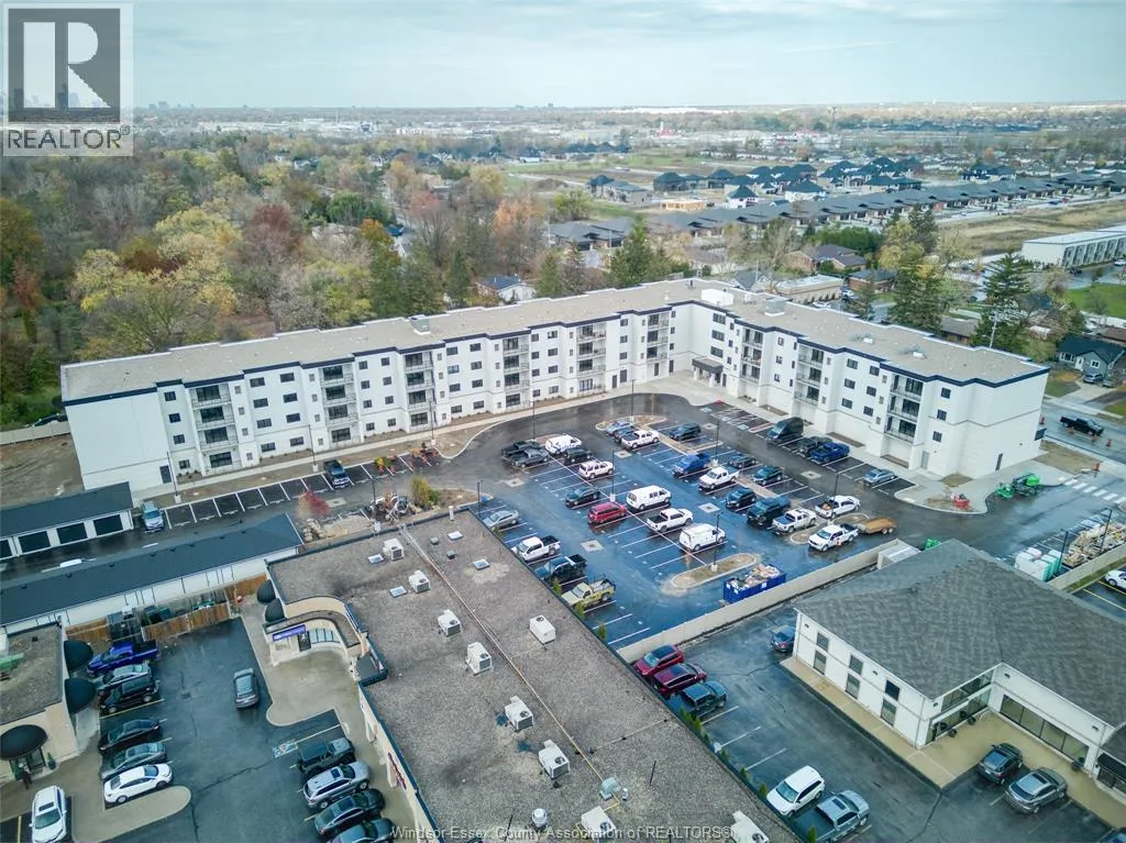 Apartment for rent: 3817 Howard Avenue Unit# 301, Windsor, Ontario N9J 3N8