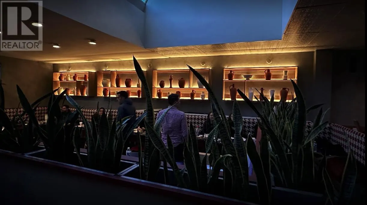 382 Broadway, Vancouver, British Columbia V5Y 1R2