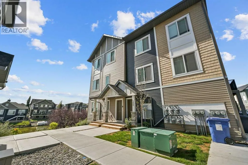 Row / Townhouse for rent: 384 Canals Crossing Sw, Airdrie, Alberta T4B 4L3