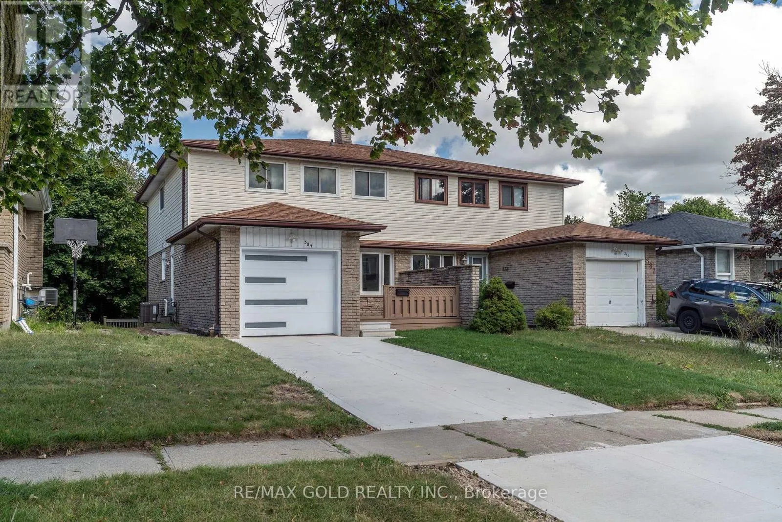 House for rent: 384 Westwood Drive, Kitchener, Ontario N2M 2L6