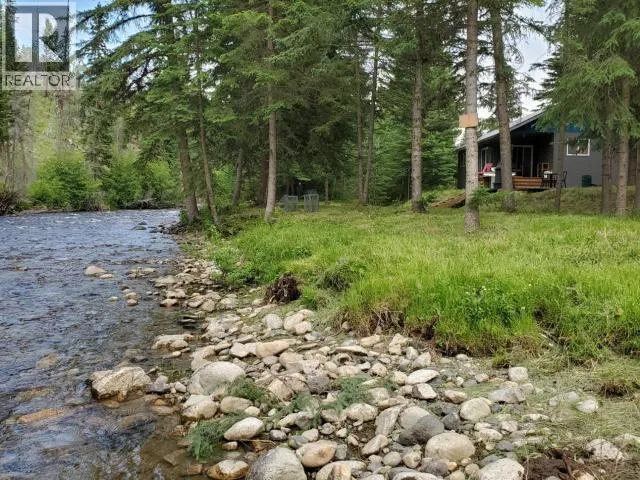 House for rent: 3848/3849 Hutchison Road, Clinton, British Columbia V0K 1H1