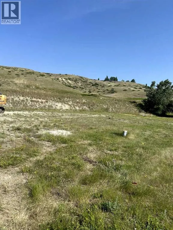 385 Canyon Boulevard W, Lethbridge, Alberta T1K 6V2