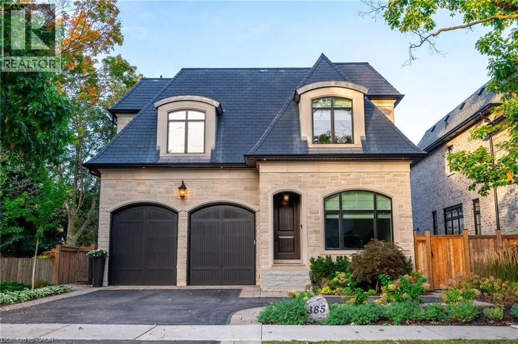 House for rent: 385 Pine Cove Road, Burlington, Ontario L7N 1W4