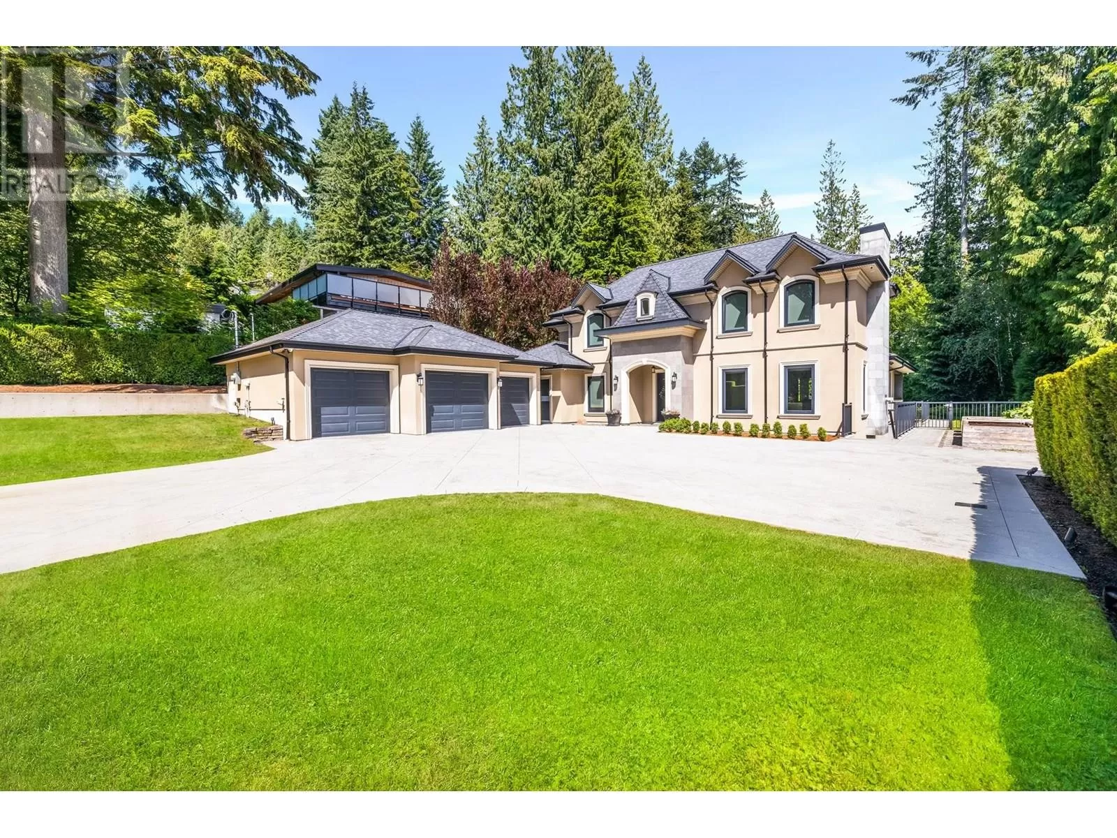 House for rent: 3850 St. Marys Avenue, North Vancouver, British Columbia V7N 1Y1