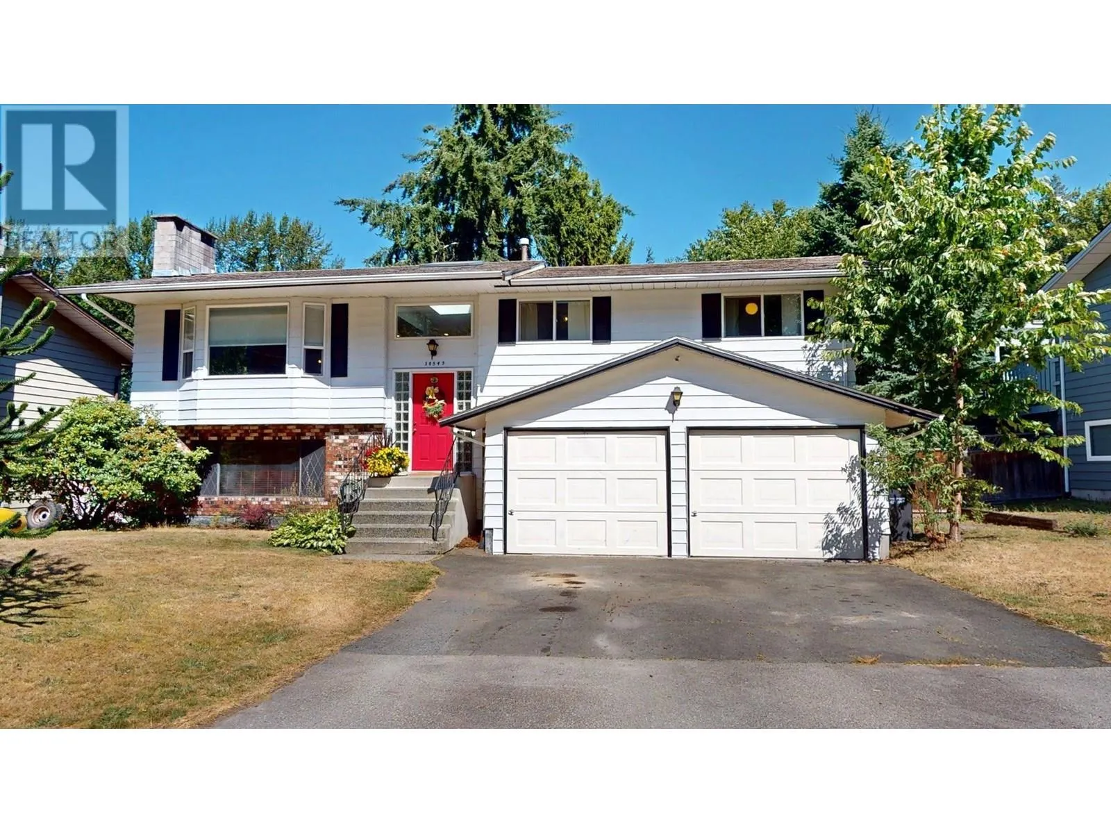 House for rent: 38549 Westway Avenue, Squamish, British Columbia V8B 0W4