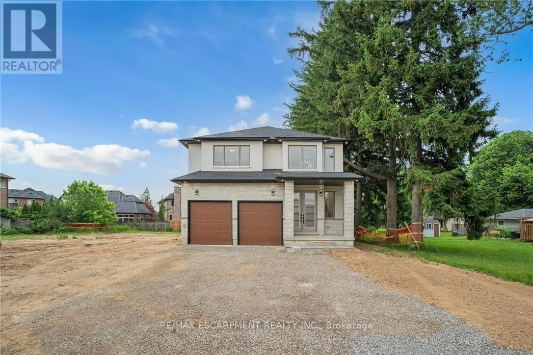 House for rent: 386 Southcote Road, Hamilton, Ontario L9G 2W3