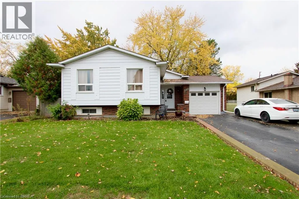 House for rent: 388 Brantwood Park Road, Brantford, Ontario N3P 1K7