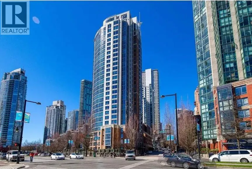 Apartment for rent: 388 Drake Street, Vancouver, British Columbia V6B 6A8