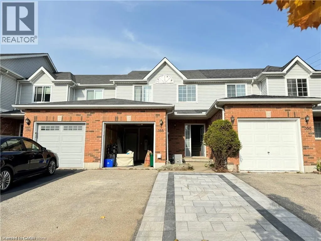 Row / Townhouse for rent: 388 Laurel Gate Drive, Waterloo, Ontario N2T 2S6