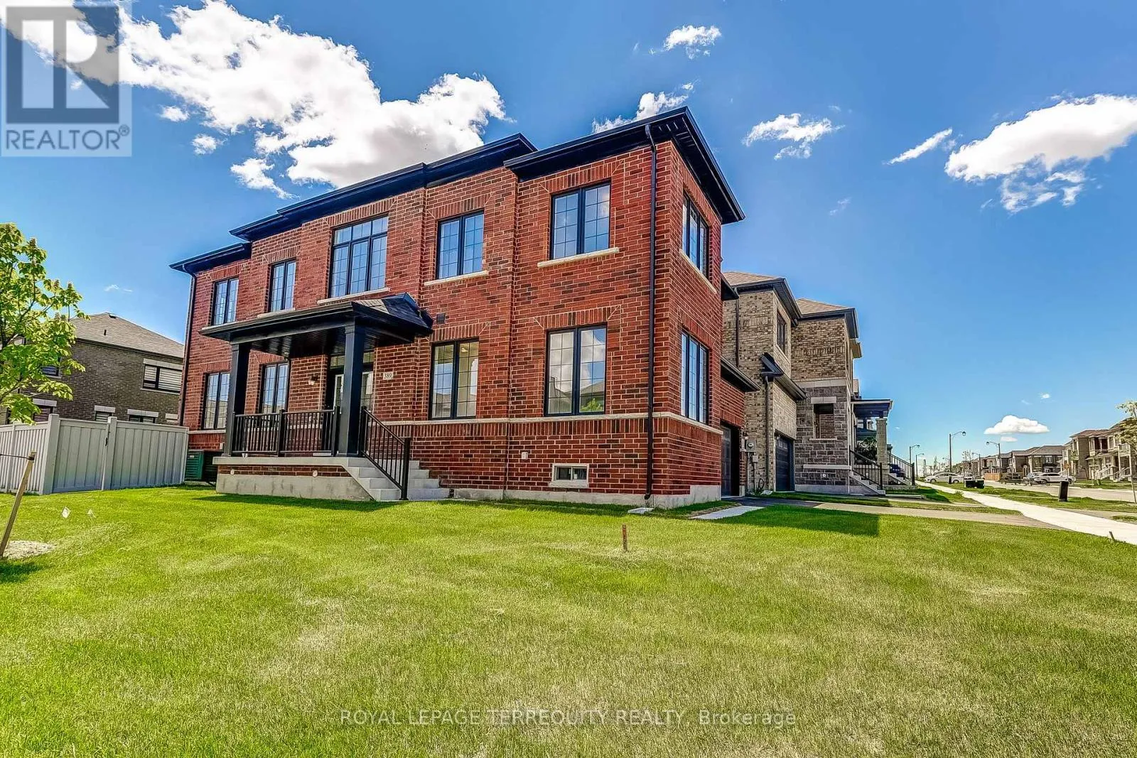 House for rent: 389 Boundary Boulevard, Whitchurch-Stouffville, Ontario L4A 5E2