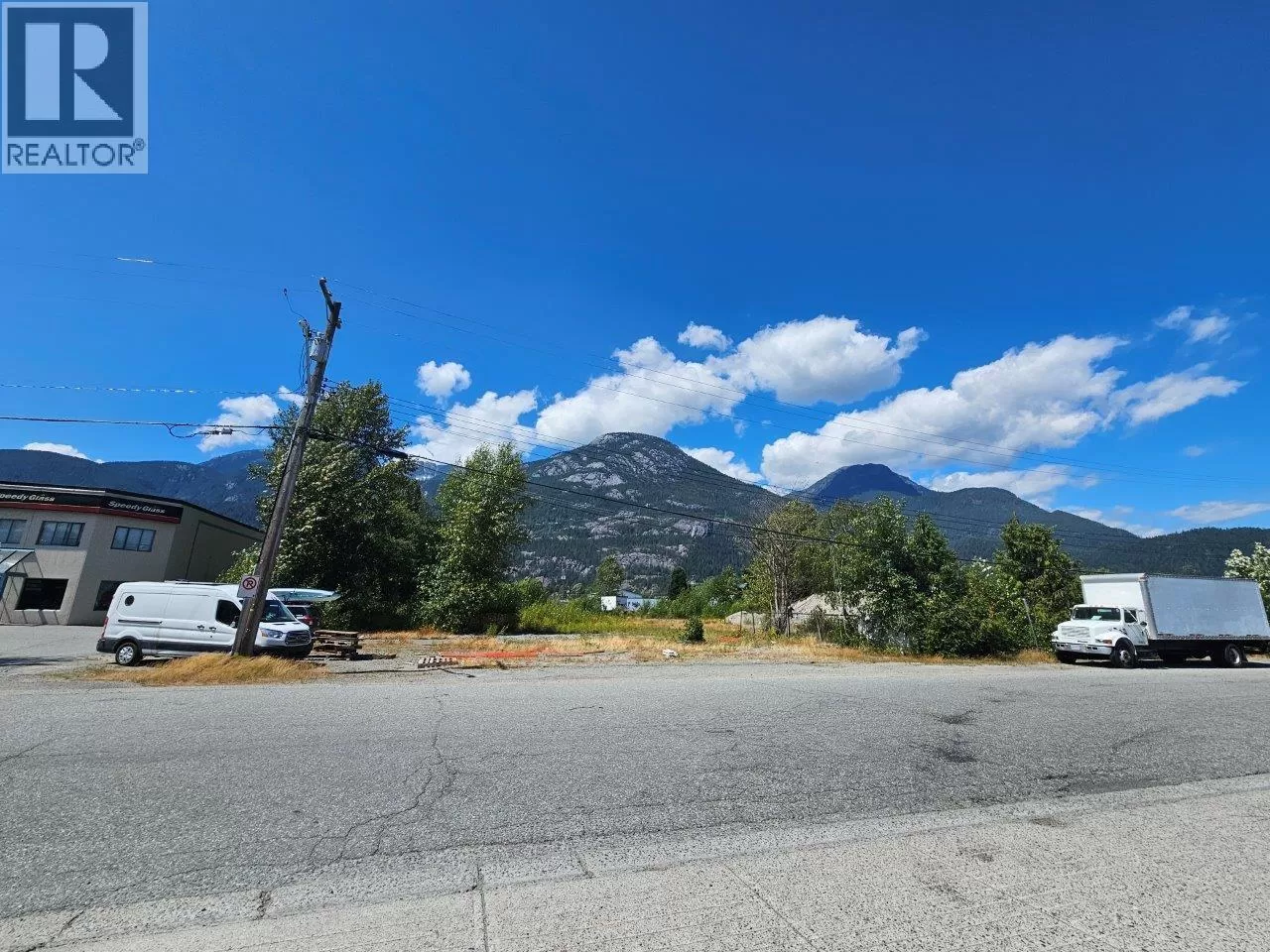 38925 Progress Way, Squamish, British Columbia V0N 3G0