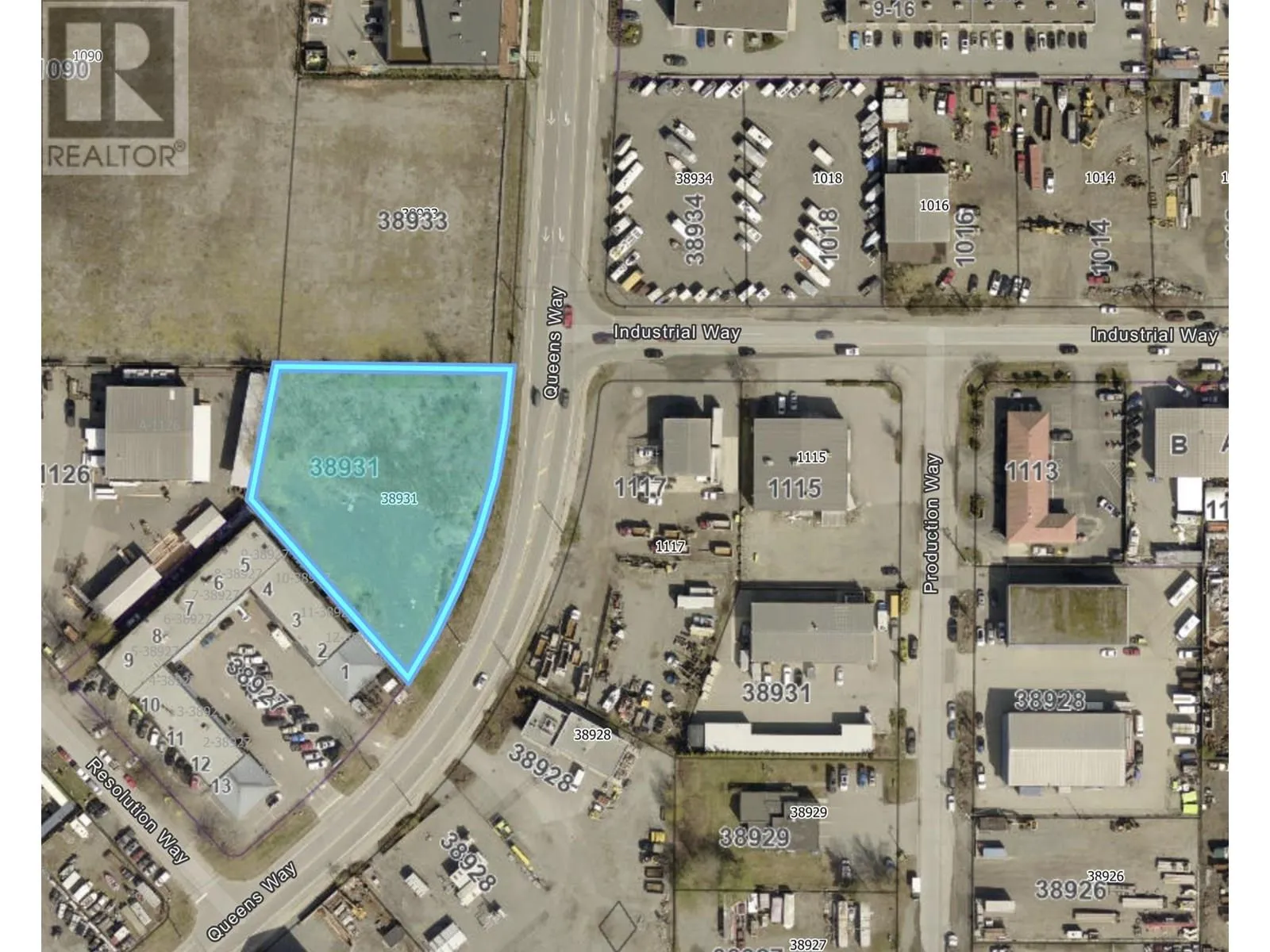 38931 Queens Way, Squamish, British Columbia V8B 0K9