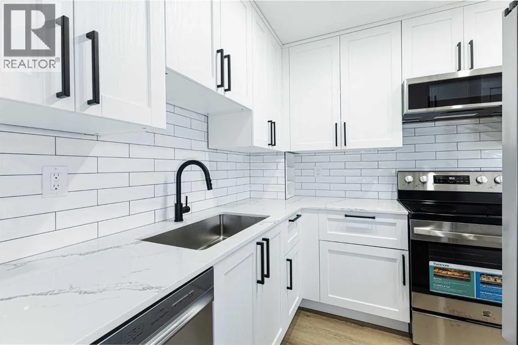 Row / Townhouse for rent: 39, 116 Silver Crest Drive Nw, Calgary, Alberta T3B 2Y8