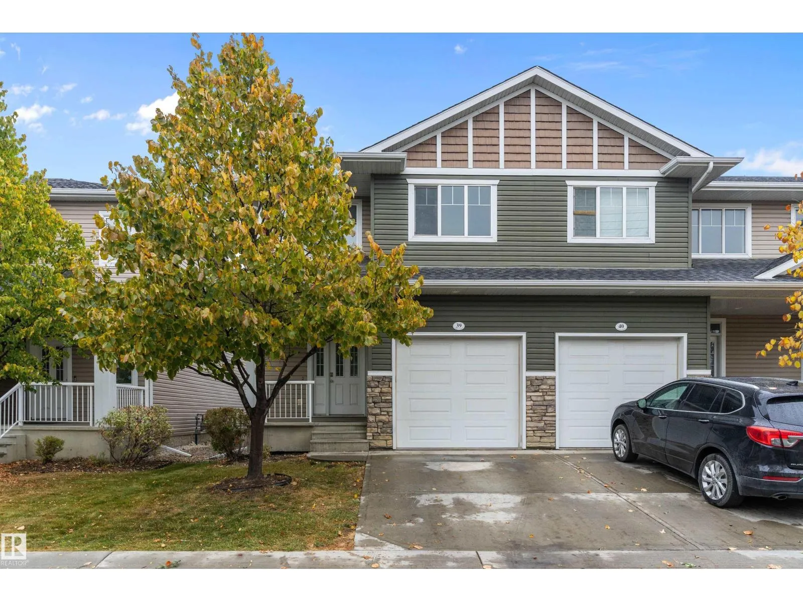 Row / Townhouse for rent: #39 18230 104a St Nw, Edmonton, Alberta T5X 0G9