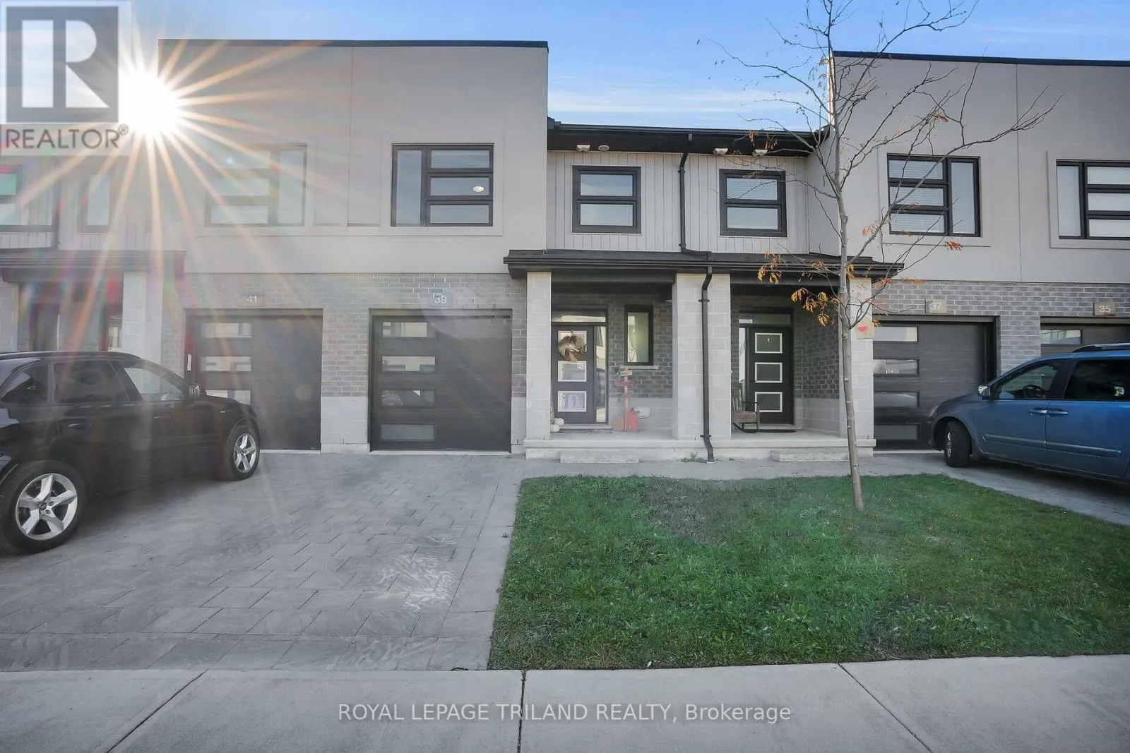 39 - 3380 Singleton Avenue, London South, Ontario N6L 0E8